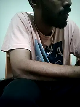 Snapshot of FearingForm chatting on September 22, 7:13 pm FearingForm online show from September 22, 7:13 pm