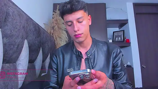 I Gabriel online show from January 12, 1:42 am