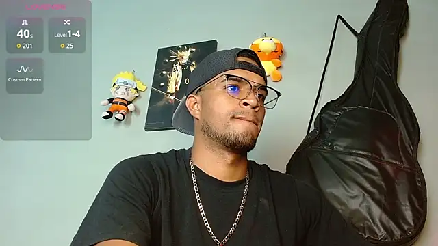 Bigcock 21cm  online show from October 28, 8:55 pm