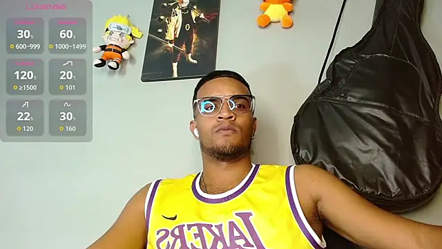Snapshot of Bigcock_21cm_ chatting on October 14, 7:10 pm Bigcock 21cm  online show from October 14, 7:10 pm