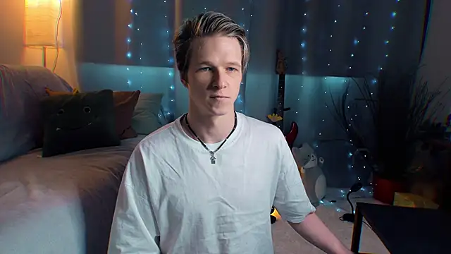 Breston Sweet online show from April 10, 4:19 am