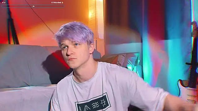 Breston Sweet online show from November 19, 7:52 am