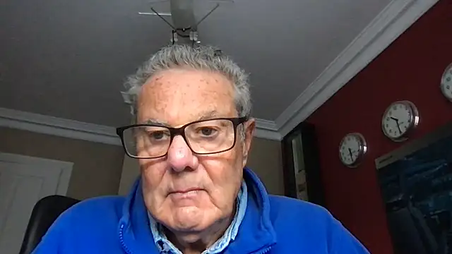 Snapshot of Oldpistolpete chatting on February 5, 10:30 am Oldpistolpete online show from February 5, 10:30 am