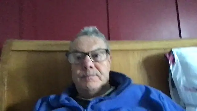 Snapshot of Oldpistolpete chatting on March 14, 9:35 am Oldpistolpete online show from March 14, 9:35 am