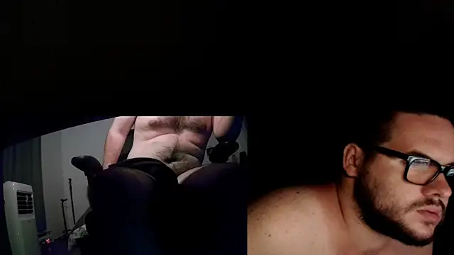 Snapshot of fck_boy123 chatting on October 7, 3:54 am fck boy123 online show from October 7, 3:54 am