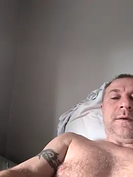 Snapshot of mustang69696 chatting on October 23, 10:08 am mustang69696 online show from October 23, 10:08 am