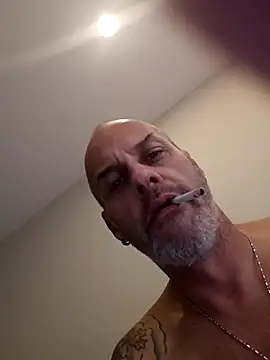 Snapshot of Ryeguy6969 chatting on January 1, 2:31 pm Ryeguy6969 online show from January 1, 2:31 pm