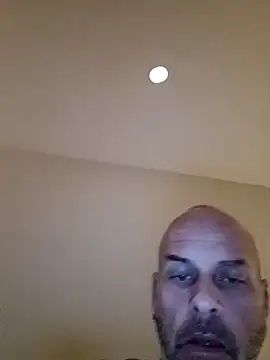 Snapshot of Ryeguy6969 chatting on December 25, 9:43 pm Ryeguy6969 online show from December 25, 9:43 pm