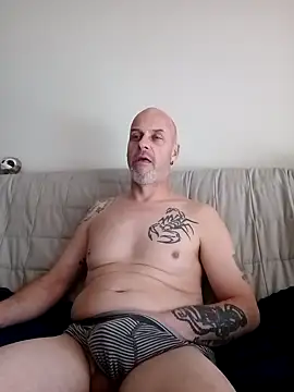 Snapshot of Ryeguy6969 chatting on March 1, 12:56 pm Ryeguy6969 online show from March 1, 12:56 pm