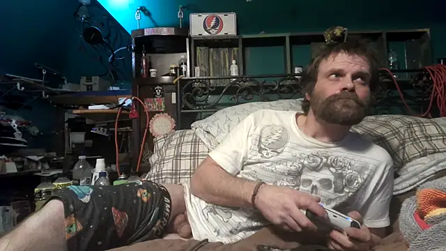 charactrzero online show from March 21, 1:20 am