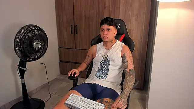 Jake simons online show from March 16, 1:56 am