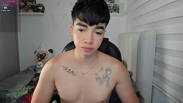 santy7v7 online show from March 27, 1:56 pm