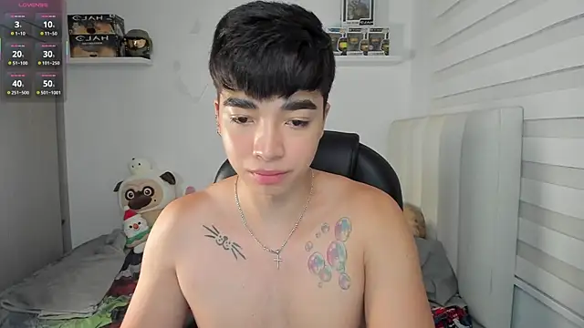 santy7v7 online show from April 3, 2:25 pm