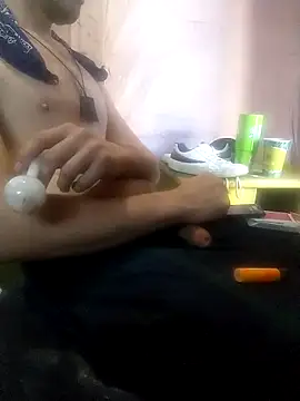 Snapshot of Wero4200 chatting on October 23, 5:49 pm Wero4200 online show from October 23, 5:49 pm