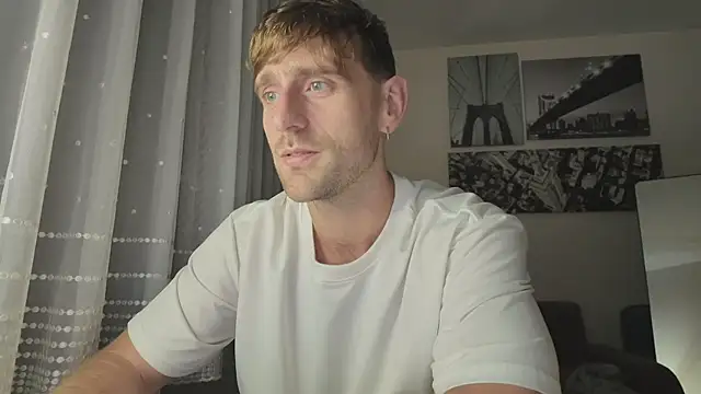 lukegunn online show from February 10, 12:04 am