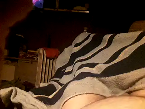 ciruelo1 online show from May 22, 7:41 pm