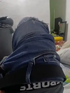 erickhot06 online show from March 28, 4:56 am