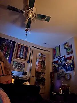 Vonniecd online show from May 11, 3:08 am