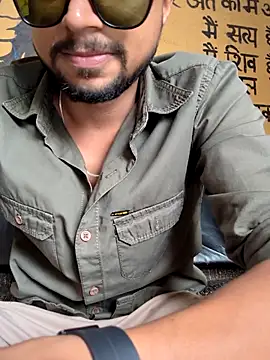  IRRESISTIBLE  online show from January 17, 9:56 am