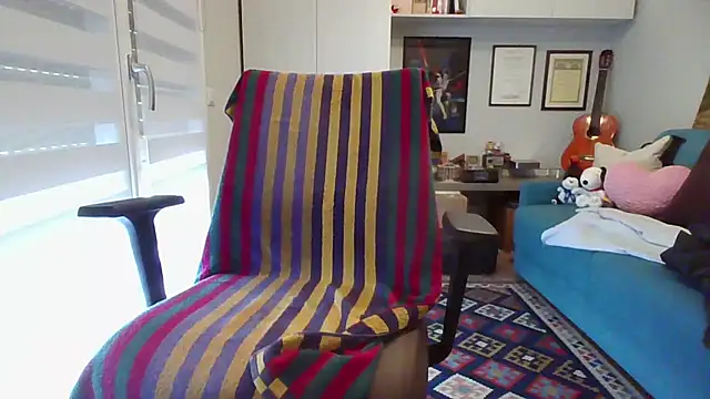 alessex24 online show from March 3, 9:50 am