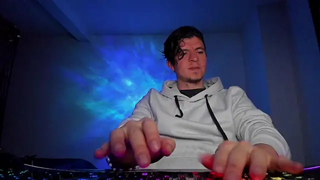 Headhunterdz online show from June 4, 1:33 am