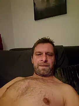 Mjn34 online show from December 5, 7:15 am