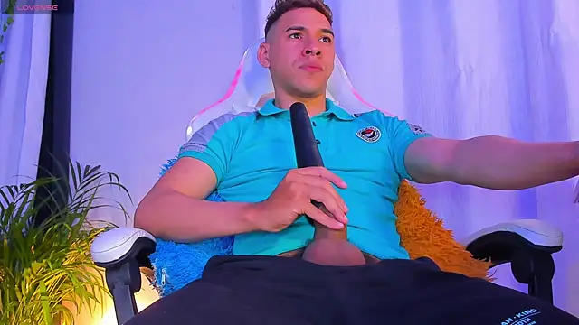 petter coleman  online show from April 15, 11:15 pm