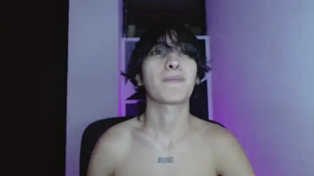 littlextreme online show from March 22, 2:38 am