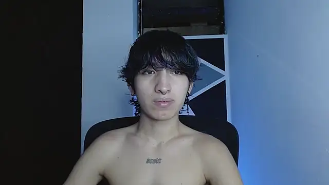 littlextreme online show from March 6, 4:42 am