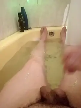 xanderr80 80 online show from February 16, 6:54 pm