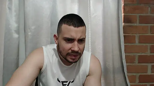Armando 2002 online show from July 24, 6:15 pm