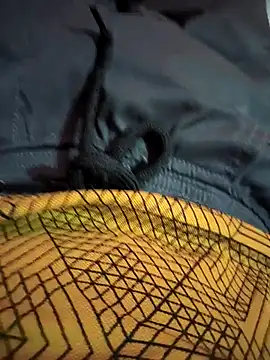 Snapshot of Vihaan3213 chatting on October 21, 5:10 am Vihaan3213 online show from October 21, 5:10 am