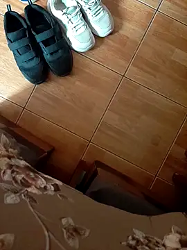 feet toes online show from December 2, 7:00 am