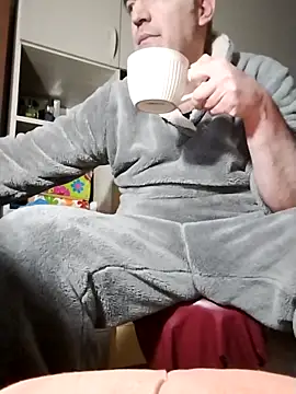 Setesesso7 online show from February 11, 7:41 pm