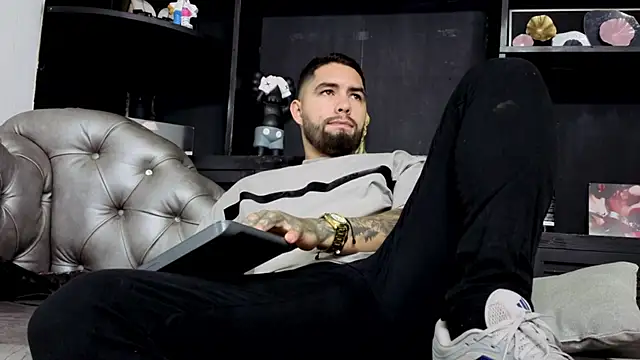 matteosantos online show from February 27, 12:17 pm