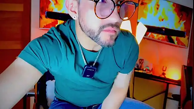 Snapshot of _DANTE_BIGASS chatting on September 10, 10:30 pm  DANTE BIGASS online show from September 10, 10:30 pm