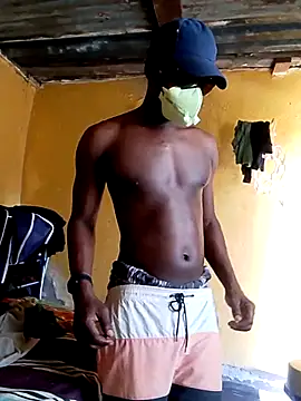 LULE37587001 online show from November 29, 6:48 am