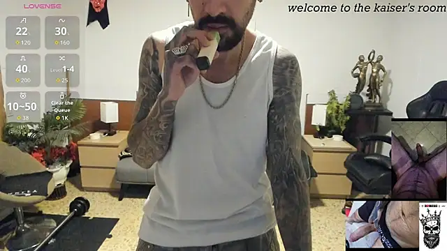 kaiser679  online show from March 3, 11:33 pm