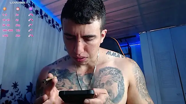 Adam Hudsond online show from January 13, 1:37 pm