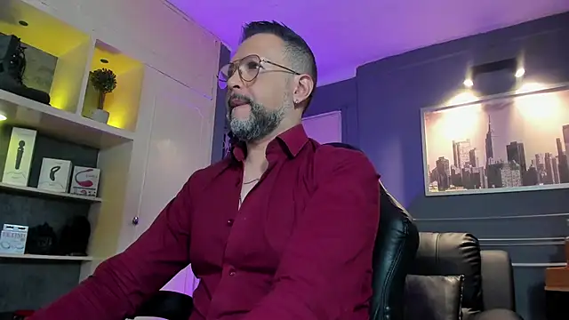 MrFrank tattoo online show from February 19, 11:39 am