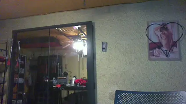 Snapshot of jeanlulu chatting on October 5, 7:18 pm jeanlulu online show from October 5, 7:18 pm