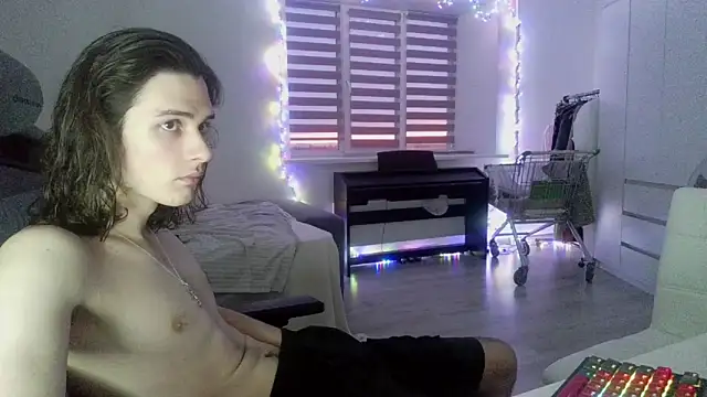 CandyChell online show from March 16, 2:44 pm