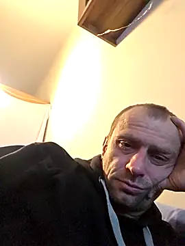 Snapshot of Roman0798 chatting on October 24, 5:31 am Roman0798 online show from October 24, 5:31 am