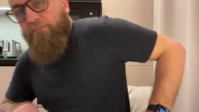 Bear bear  online show from December 21, 2:03 pm