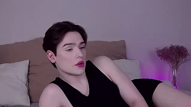 RobbyCharming online show from June 12, 7:50 am