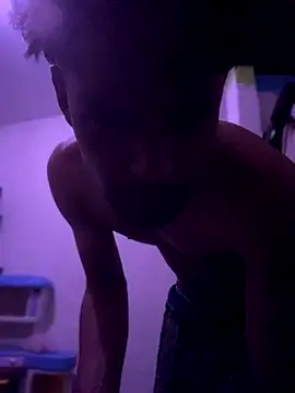 thegoldensexting420 online show from October 17, 7:23 am