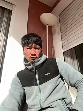 juniiorre online show from March 1, 8:58 am