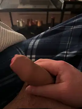 TheChattyOne online show from March 16, 4:20 am