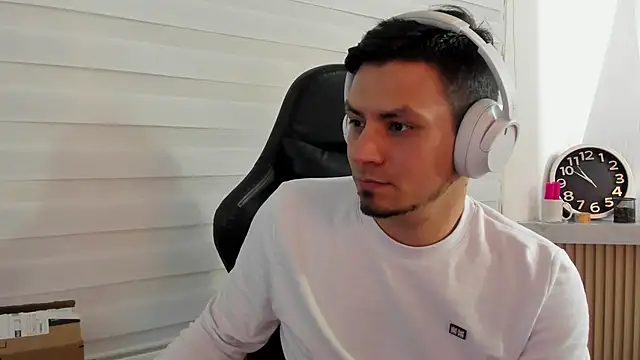 Rick Diesel  online show from November 4, 3:51 am