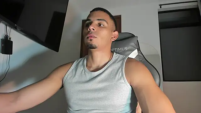 joss 111 online show from December 20, 4:19 am